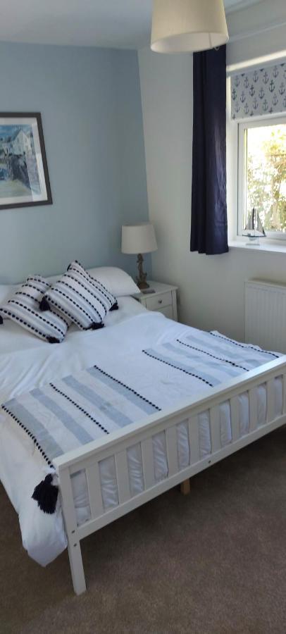 Sea Crest, Beautiful Home In Tenby With Sea Views Экстерьер фото
